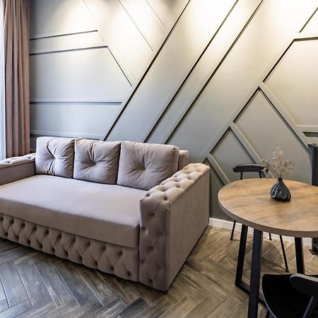Romari Таманська 12 Apartment ลวีฟ ภายนอก รูปภาพ