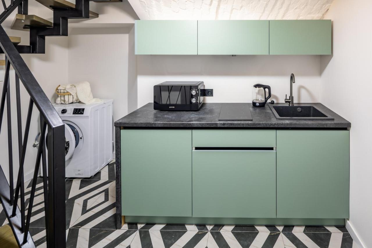 Romari Таманська 12 Apartment ลวีฟ ภายนอก รูปภาพ
